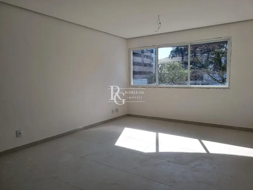 Foto 2 de Apartamento com 2 quartos à venda, 68m2 em Bom Jesus, Porto Alegre - RS