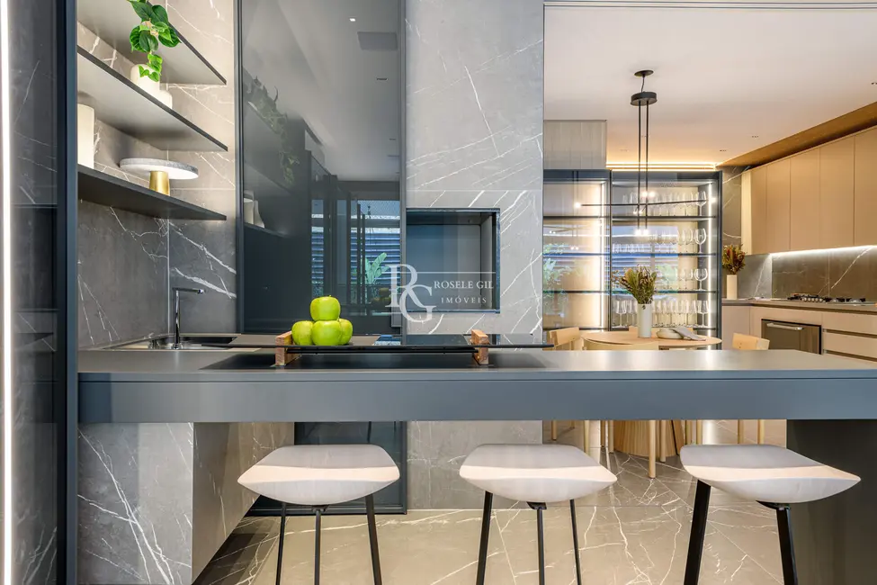 Foto 4 de Apartamento com 3 quartos à venda, 231m2 em Petrópolis, Porto Alegre - RS