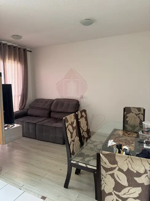 Foto 4 de Apartamento com 2 quartos para alugar, 49m2 em Vila Nambi, Jundiai - SP