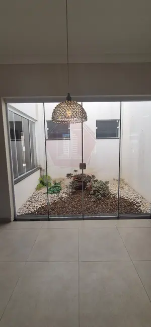 Casa de Condomínio com 3 quartos para alugar, 150m2 em Itupeva - SP - imagem 3 Foto 3 de Casa de Condomínio com 3 quartos para alugar, 150m2 em Itupeva - SP