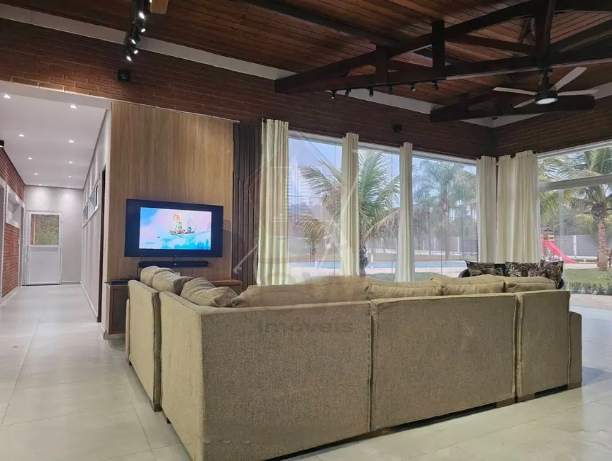 Chácara com 4 quartos à venda, 7000m2 em Itupeva - SP - imagem 1 Foto 1 de Chácara com 4 quartos à venda, 7000m2 em Itupeva - SP