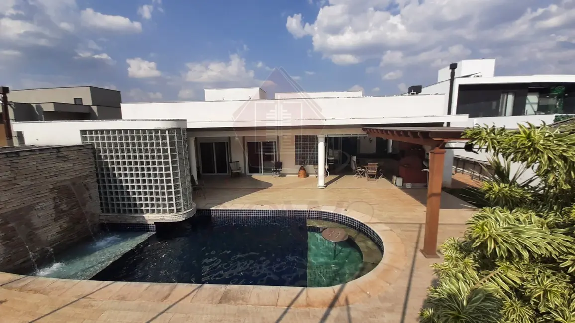 Foto 1 de Casa com 3 quartos à venda, 1100m2 em Quinta das Paineiras, Jundiai - SP