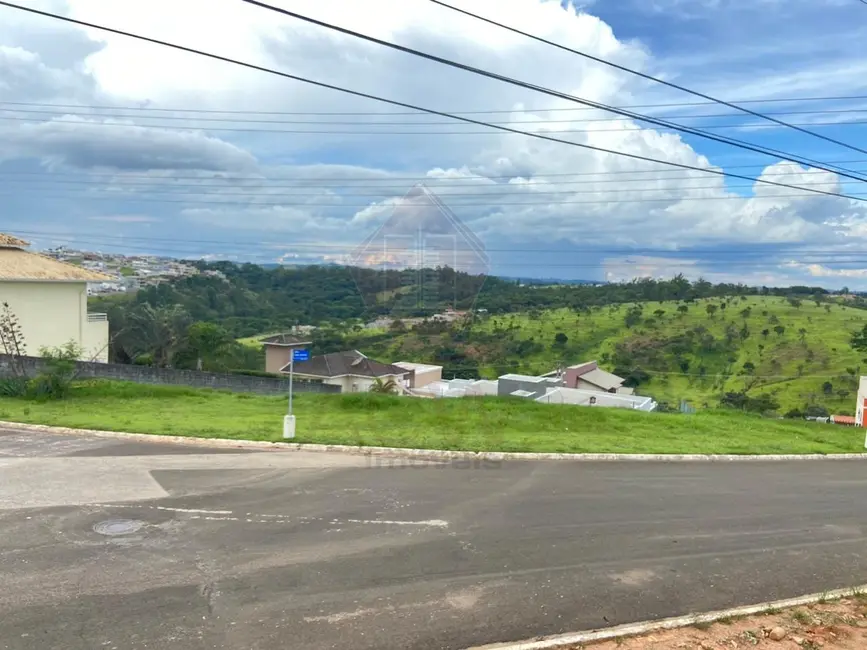 Foto 1 de Terreno / Lote à venda, 1000m2 em Loteamento Portal da Colina, Jundiai - SP