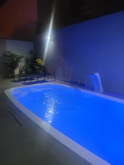 Foto 5 de Casa de Condomínio com 3 quartos à venda e para alugar, 134m2 em Cabreuva - SP