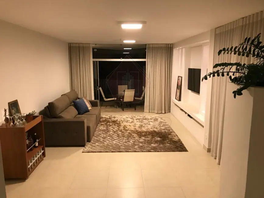 Casa com 3 quartos à venda, 1000m2 em Jardim Novo Mundo, Jundiai - SP - imagem 4 Foto 4 de Casa com 3 quartos à venda, 1000m2 em Jardim Novo Mundo, Jundiai - SP
