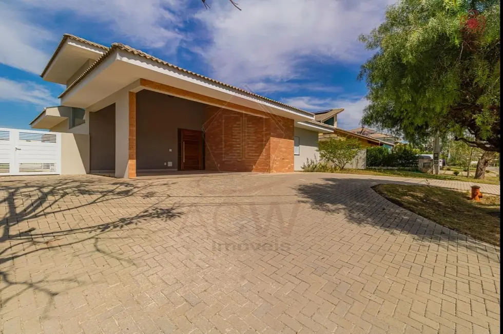 Foto 1 de Casa de Condomínio com 4 quartos à venda e para alugar, 280m2 em Cabreuva - SP