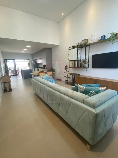 Foto 2 de Casa de Condomínio com 3 quartos à venda, 160m2 em Cabreuva - SP
