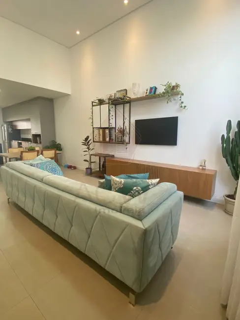 Foto 1 de Casa de Condomínio com 3 quartos à venda, 160m2 em Cabreuva - SP
