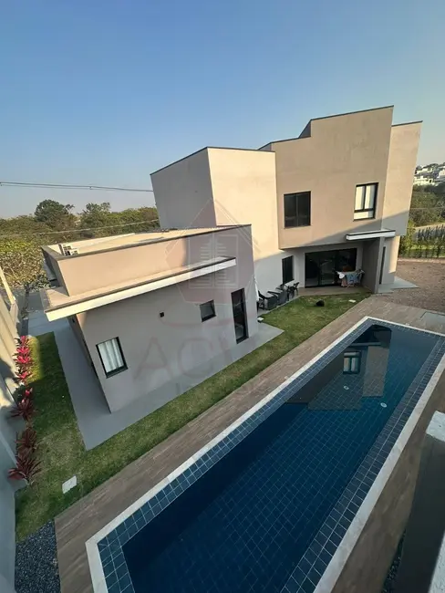 Casa de Condomínio com 3 quartos à venda, 200m2 em Itupeva - SP - imagem 2 Foto 2 de Casa de Condomínio com 3 quartos à venda, 200m2 em Itupeva - SP