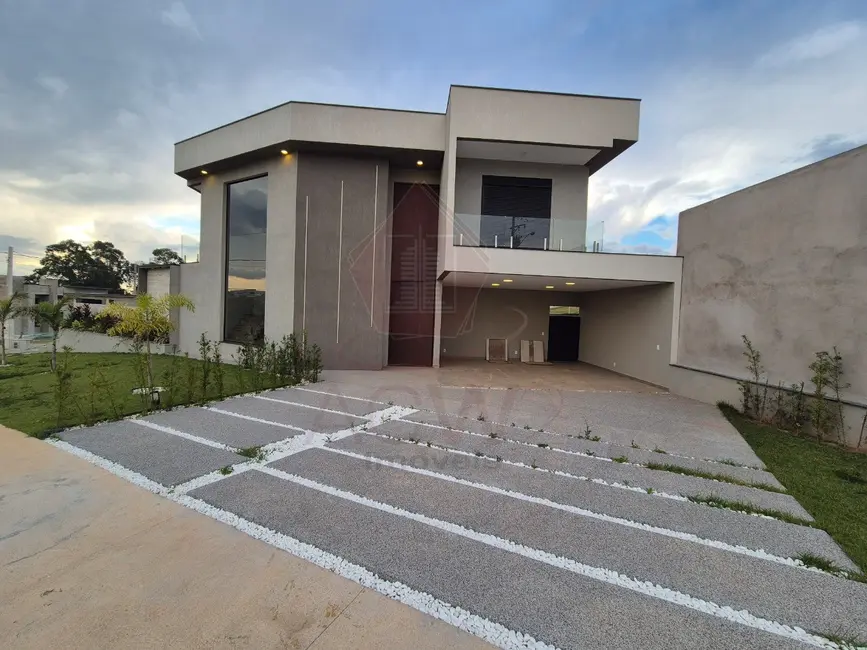 Foto 1 de Casa de Condomínio com 3 quartos à venda e para alugar, 235m2 em Itupeva - SP