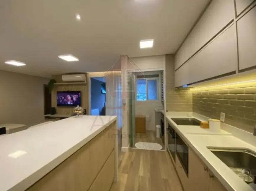 Foto 6 de Apartamento com 3 quartos à venda, 102m2 em Vila Galvão, Jundiai - SP