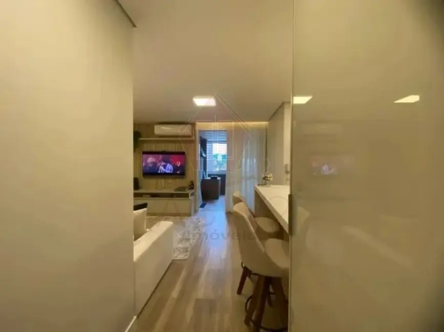 Foto 4 de Apartamento com 3 quartos à venda, 102m2 em Vila Galvão, Jundiai - SP