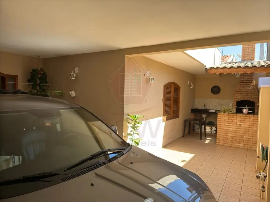 Foto 1 de Casa com 3 quartos à venda, 135m2 em Jardim Danúbio, Jundiai - SP