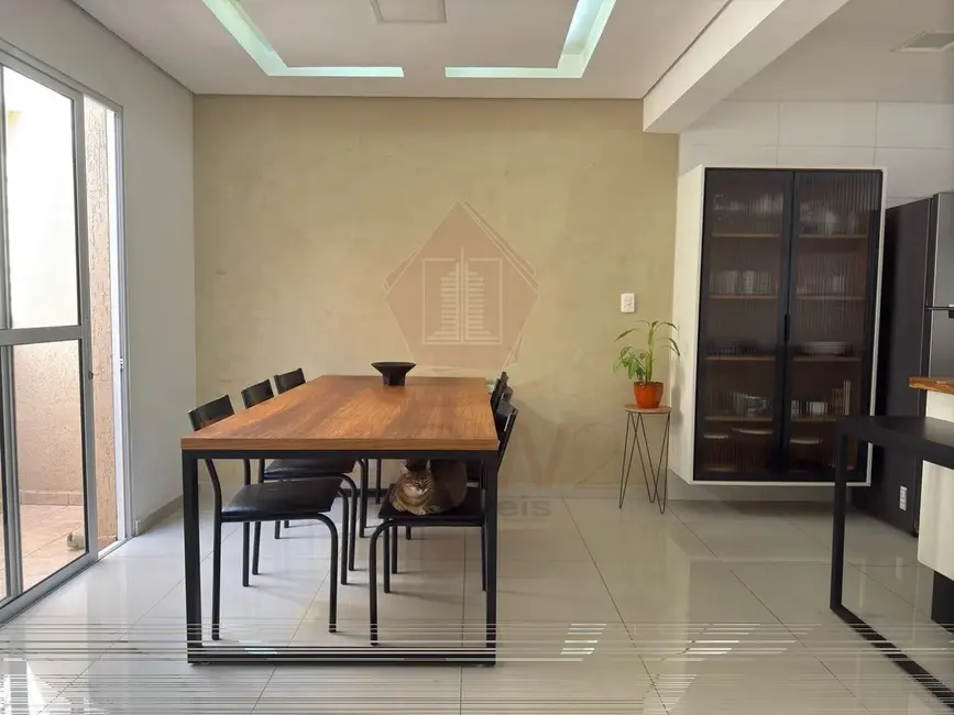 Casa com 3 quartos à venda, 135m2 em Jardim Danúbio, Jundiai - SP - imagem 3 Foto 3 de Casa com 3 quartos à venda, 135m2 em Jardim Danúbio, Jundiai - SP