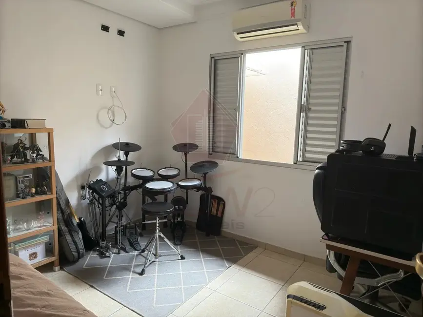 Casa com 3 quartos à venda, 135m2 em Jardim Danúbio, Jundiai - SP - imagem 7 Foto 7 de Casa com 3 quartos à venda, 135m2 em Jardim Danúbio, Jundiai - SP
