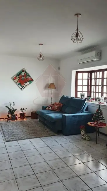 Casa com 3 quartos à venda, 182m2 em Vila Galvão, Jundiai - SP - imagem 9 Foto 9 de Casa com 3 quartos à venda, 182m2 em Vila Galvão, Jundiai - SP