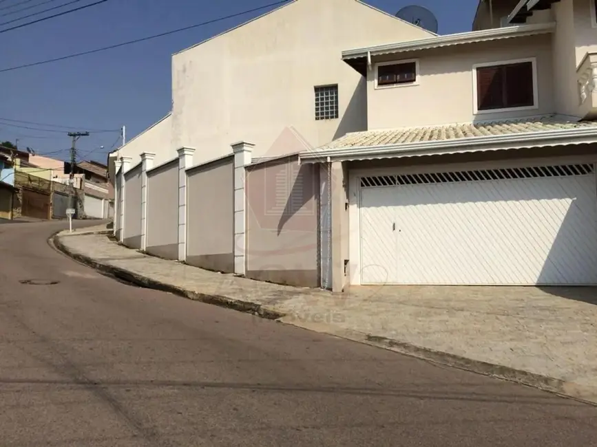 Foto 2 de Casa com 3 quartos à venda, 182m2 em Vila Galvão, Jundiai - SP
