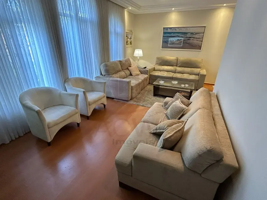 Foto 5 de Casa com 3 quartos à venda, 255m2 em Vila Santana II, Jundiai - SP