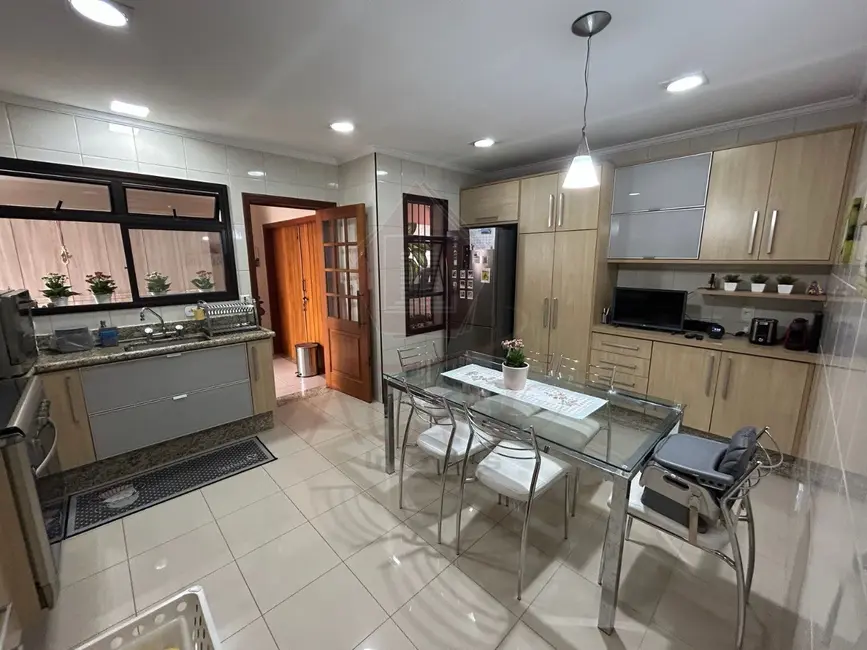 Foto 8 de Casa com 3 quartos à venda, 255m2 em Vila Santana II, Jundiai - SP