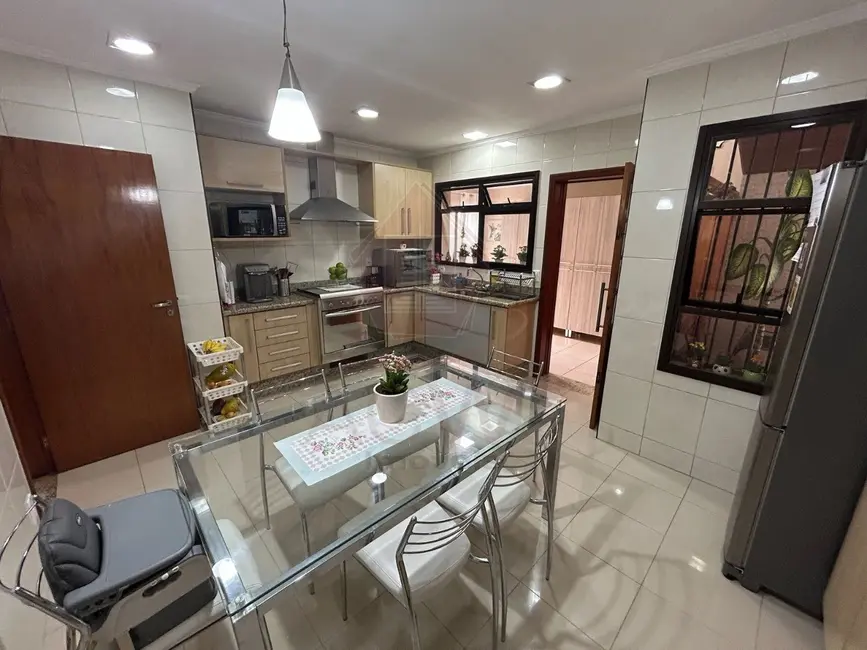 Foto 9 de Casa com 3 quartos à venda, 255m2 em Vila Santana II, Jundiai - SP