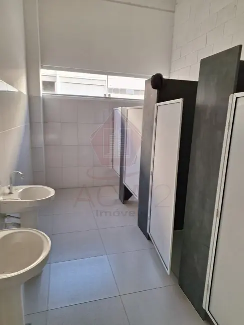 Armazém / Galpão para alugar, 850m2 em Sítio do Mursa, Varzea Paulista - SP - imagem 9 Foto 9 de Armazém / Galpão para alugar, 850m2 em Sítio do Mursa, Varzea Paulista - SP