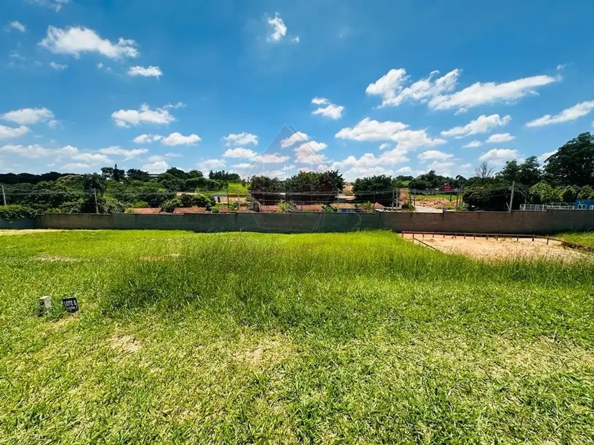 Foto 1 de Terreno / Lote à venda, 300m2 em Medeiros, Jundiai - SP