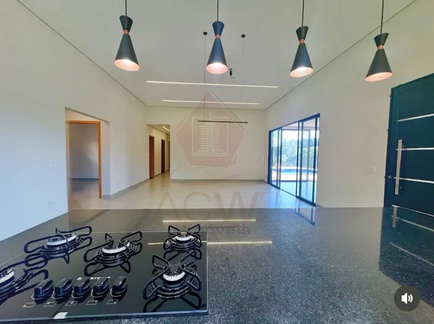 Foto 1 de Casa de Condomínio com 3 quartos à venda, 250m2 em Caxambu, Jundiai - SP