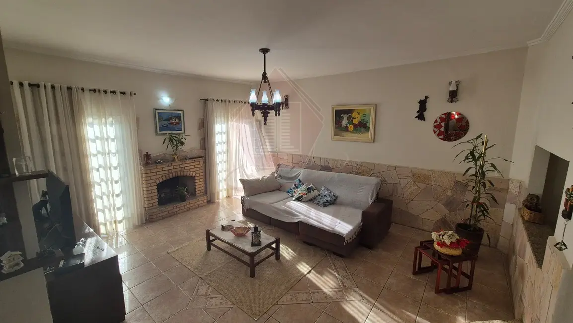 Foto 1 de Casa com 3 quartos à venda, 448m2 em Jundiai - SP