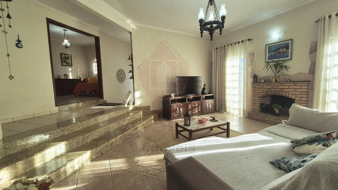 Foto 3 de Casa com 3 quartos à venda, 448m2 em Jundiai - SP