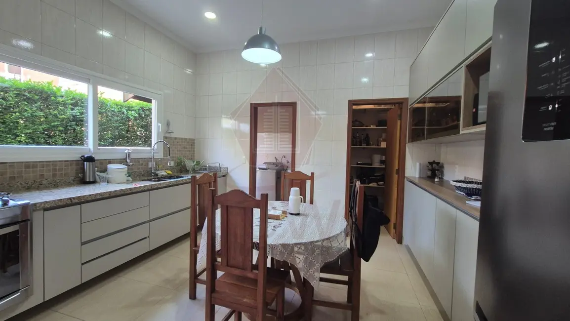 Foto 6 de Casa de Condomínio com 4 quartos à venda e para alugar, 372m2 em Cabreuva - SP