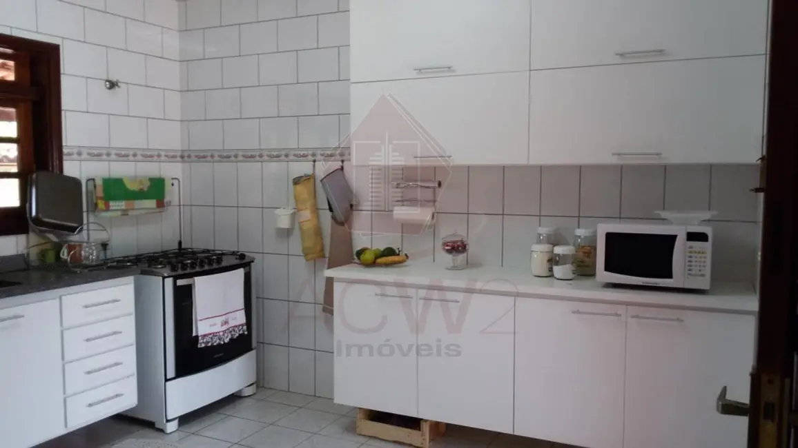 Foto 8 de Casa de Condomínio com 3 quartos para alugar, 297m2 em Itupeva - SP