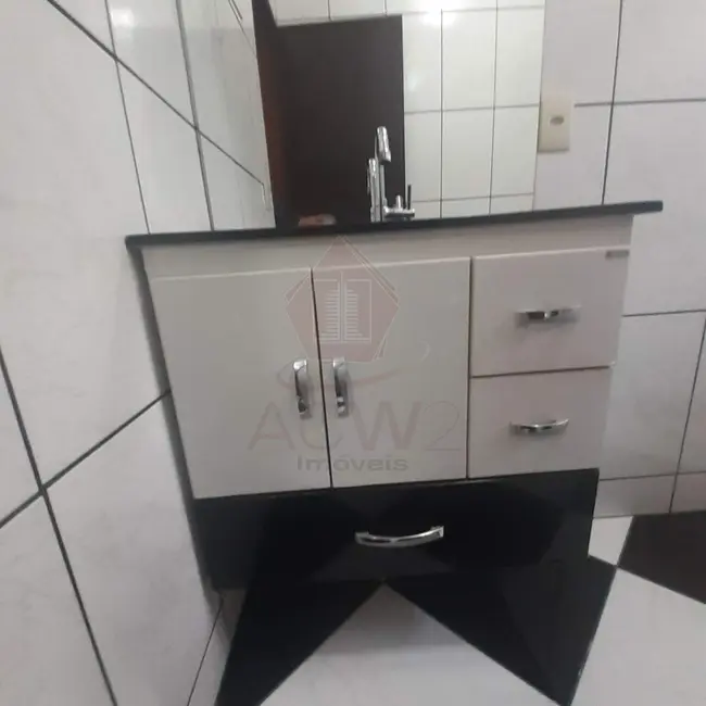 Foto 9 de Casa com 2 quartos para alugar, 80m2 em Ivoturucaia, Jundiai - SP
