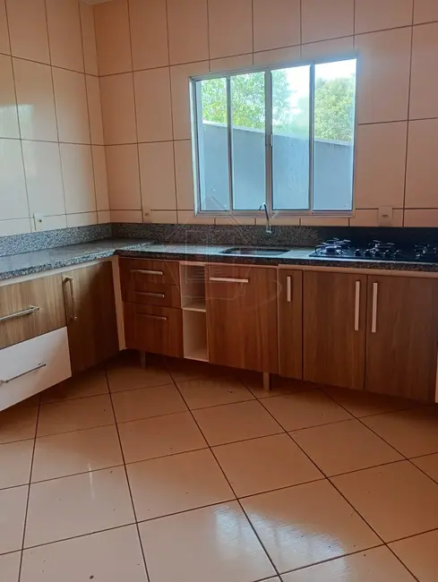 Foto 1 de Casa com 2 quartos para alugar, 80m2 em Ivoturucaia, Jundiai - SP