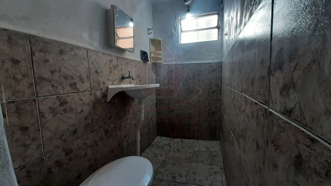Casa com 1 quarto para alugar, 45m2 em Jardim do Lírio, Jundiai - SP - imagem 3 Foto 3 de Casa com 1 quarto para alugar, 45m2 em Jardim do Lírio, Jundiai - SP