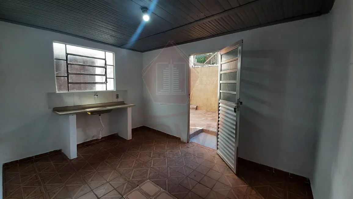 Casa com 1 quarto para alugar, 45m2 em Jardim do Lírio, Jundiai - SP - imagem 6 Foto 6 de Casa com 1 quarto para alugar, 45m2 em Jardim do Lírio, Jundiai - SP