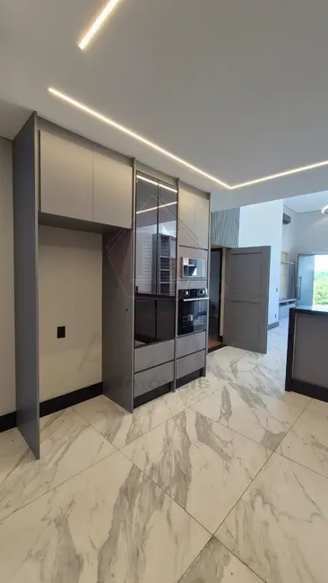 Foto 4 de Casa de Condomínio com 2 quartos para alugar, 143m2 em Pinhal, Cabreuva - SP