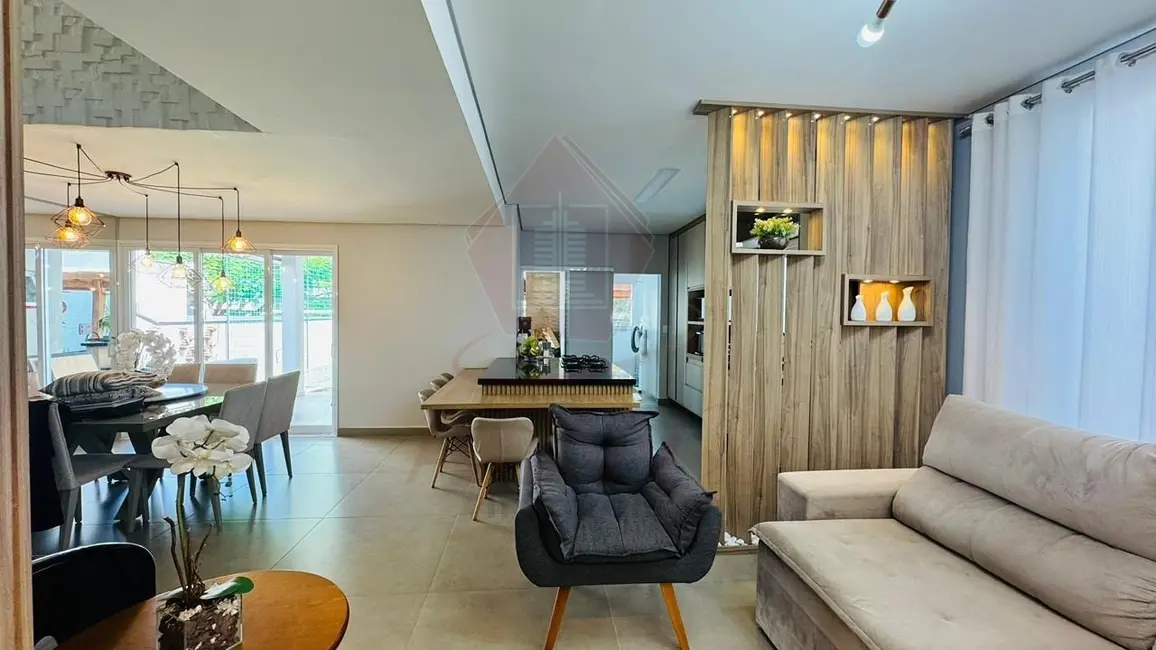 Foto 2 de Casa de Condomínio com 3 quartos à venda e para alugar, 360m2 em Itupeva - SP