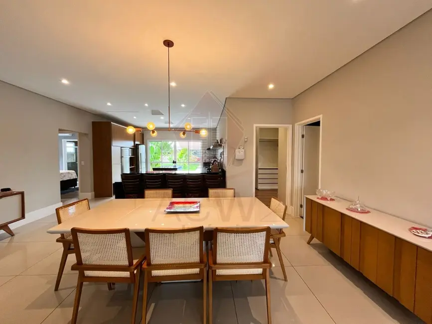 Foto 1 de Casa de Condomínio com 3 quartos para alugar, 270m2 em Centro, Cabreuva - SP