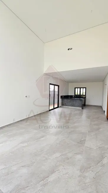 Casa de Condomínio com 3 quartos à venda e para alugar, 202m2 em Cabreuva - SP - imagem 2 Foto 2 de Casa de Condomínio com 3 quartos à venda e para alugar, 202m2 em Cabreuva - SP