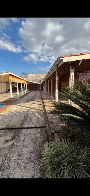 Foto 3 de Casa com 3 quartos à venda, 691m2 em Parque São Luiz, Jundiai - SP