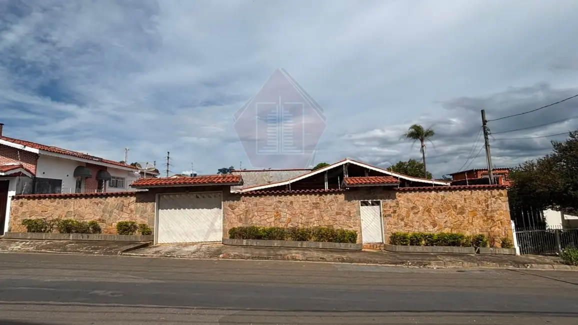 Foto 1 de Casa com 3 quartos à venda, 691m2 em Parque São Luiz, Jundiai - SP