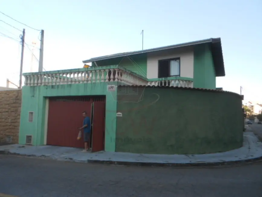 Casa com 3 quartos à venda, 195m2 em Parque Continental, Jundiai - SP - imagem 2 Foto 2 de Casa com 3 quartos à venda, 195m2 em Parque Continental, Jundiai - SP