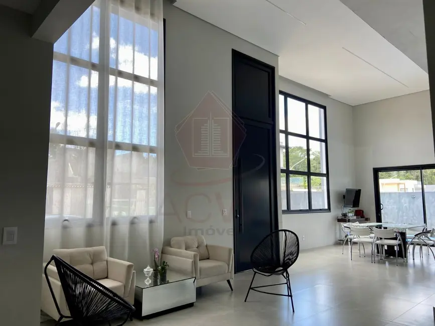 Foto 3 de Casa de Condomínio com 4 quartos à venda, 220m2 em Itupeva - SP