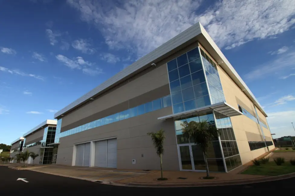 Armazém / Galpão para alugar, 640m2 em Parque Rural Fazenda Santa Cândida, Campinas - SP - imagem 3 Foto 3 de Armazém / Galpão para alugar, 640m2 em Parque Rural Fazenda Santa Cândida, Campinas - SP