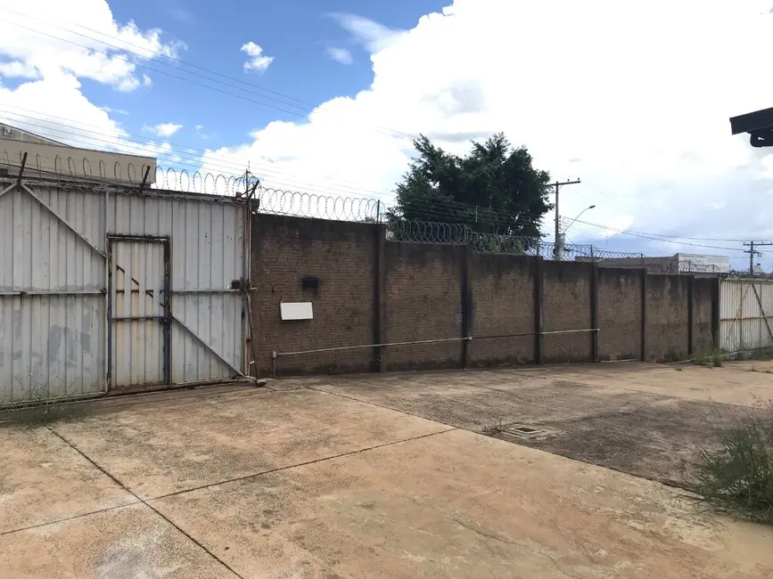 Armazém / Galpão para alugar, 1287m2 em Distrito Industrial II Guilherme Buck Júnior, Araras - SP - imagem 8 Foto 8 de Armazém / Galpão para alugar, 1287m2 em Distrito Industrial II Guilherme Buck Júnior, Araras - SP