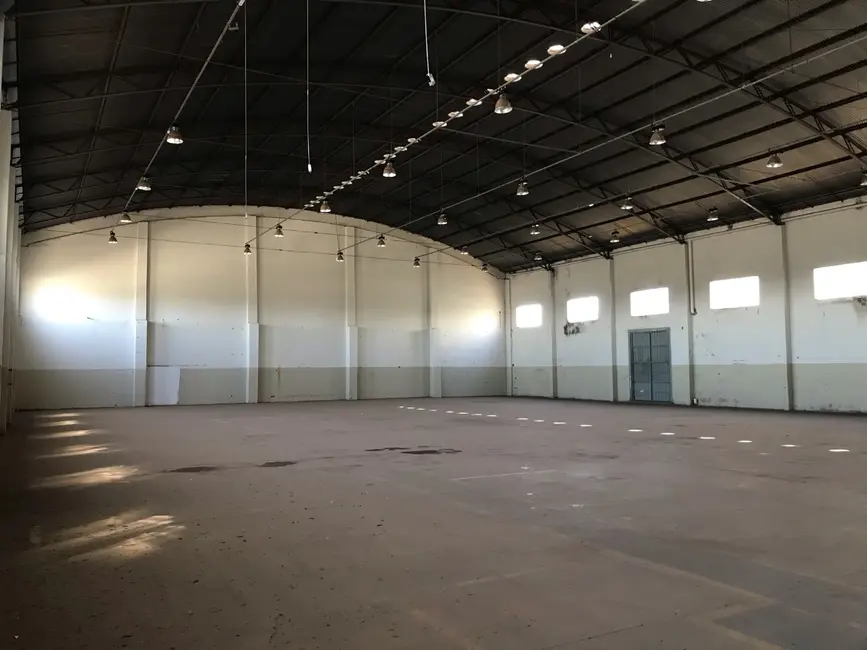 Armazém / Galpão para alugar, 1287m2 em Distrito Industrial II Guilherme Buck Júnior, Araras - SP - imagem 2 Foto 2 de Armazém / Galpão para alugar, 1287m2 em Distrito Industrial II Guilherme Buck Júnior, Araras - SP