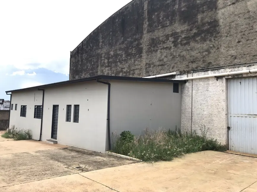 Armazém / Galpão para alugar, 1287m2 em Distrito Industrial II Guilherme Buck Júnior, Araras - SP - imagem 3 Foto 3 de Armazém / Galpão para alugar, 1287m2 em Distrito Industrial II Guilherme Buck Júnior, Araras - SP