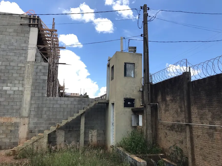 Armazém / Galpão para alugar, 1287m2 em Distrito Industrial II Guilherme Buck Júnior, Araras - SP - imagem 7 Foto 7 de Armazém / Galpão para alugar, 1287m2 em Distrito Industrial II Guilherme Buck Júnior, Araras - SP