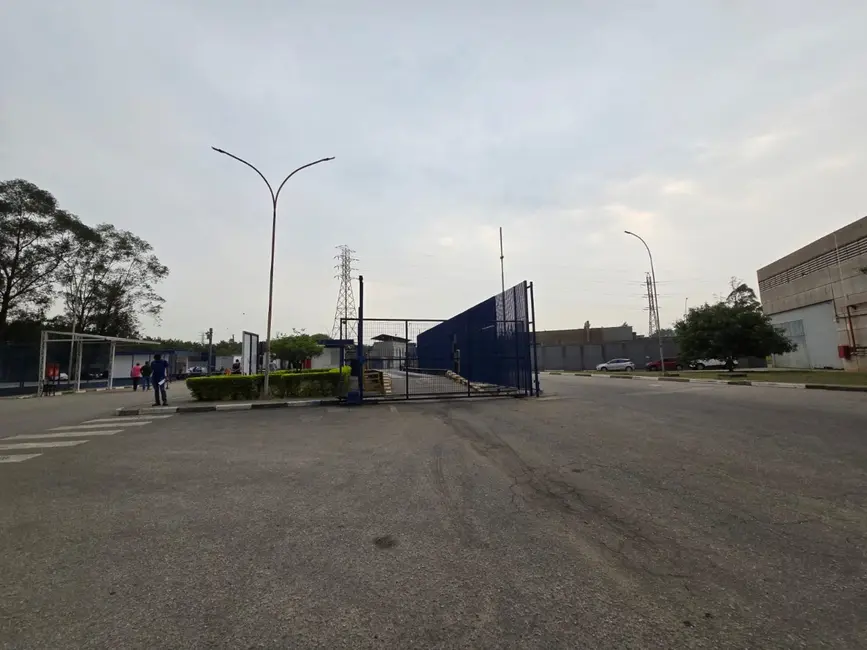 Foto 4 de Armazém / Galpão para alugar, 3000m2 em km 18, Osasco - SP