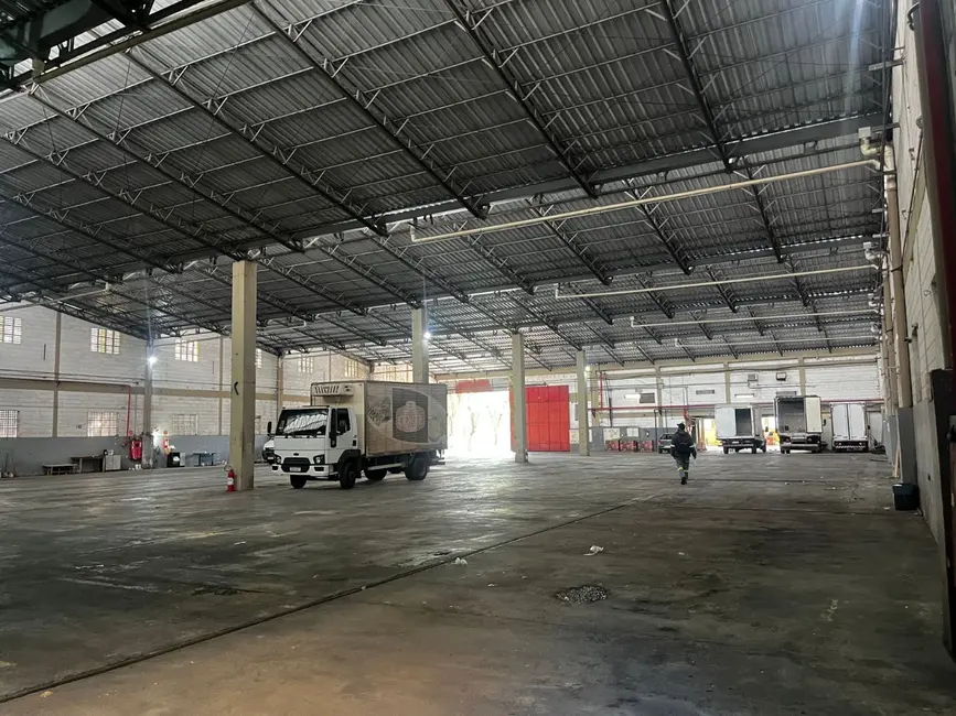 Foto 1 de Armazém / Galpão para alugar, 2275m2 em Jardim Alvorada, Jandira - SP